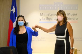 Ministra Mónica Zalaquett Said recibe a futura Ministra de la Mujer y la Equidad de Género Antonia Orellana Guarello