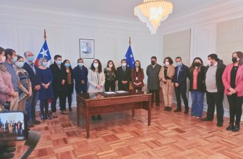 En Magallanes se firmó el acta de constitución de la Comisión Regional para la igualdad de Derechos y la Equidad de Género