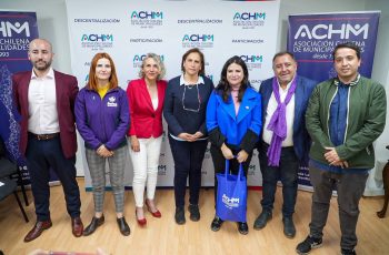 Ministra de la Mujer se reúne con alcaldesas y alcaldes de la Asociación Chilena de Municipalidades para entregar detalles sobre la implementación del Registro de Deudores de Alimentos