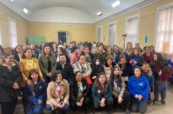 Más de 100 mujeres de Lota conversaron con la subsecretaria de la Mujer y la Equidad de Género