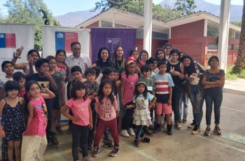 Ministra Orellana dialogó en Hijuelas con mujeres beneficiarias del Programa 4 a 7 estival