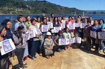 Ministra de la Mujer y Equidad de Género dialogó con mujeres de la pesca artesanal y actividades conexas en Caleta Los Molinos en Valdivia