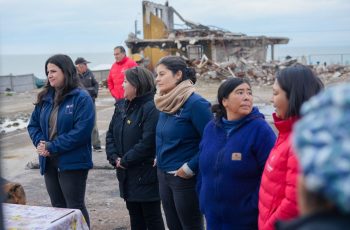 Ministra de la Mujer visitó zonas afectadas por la emergencia en la Región del Biobío