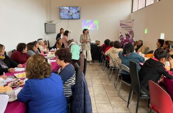 Cerca de 100 mujeres de la Región de Arica han participado de los diálogos de cuidados organizados por Seremi de la Mujer