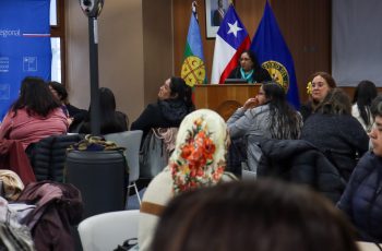 Mujeres mapuche de Los Lagos participan en Trawün del Plan Buen Vivir