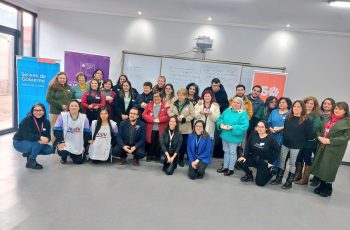 En Los Ríos: Jóvenes y mujeres dialogan sobre memoria y democracia en encuentro intergeneracional