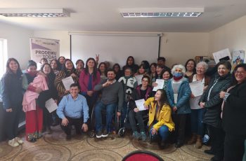 Certifican a 30 mujeres de Coyhaique tras participar de Programa Juntas Crecemos y Empoderadas