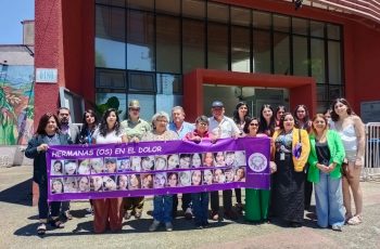 En San Carlos estrenan documental de Hermanas/os en el Dolor para conmemorar Día Nacional contra el Femicidio en Ñuble