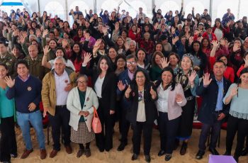 Ministra de la Mujer (s) promueve la participación y asociatividad en conmemoración del Día Internacional de la Mujer en Tirúa