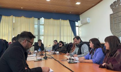 Seremi de la Mujer de La Araucanía solicita a Concejo municipal de Victoria acelerar la destitución de alcalde formalizado por delitos sexuales