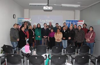 Seremis del Trabajo y de la Mujer conmemoran entrada en vigencia de la Ley Karin junto a la Dirección del Trabajo y organizaciones sindicales