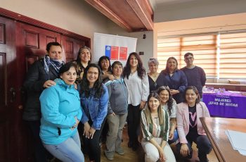 Programa Mujeres Jefas de Hogar reúne a participantes para evaluar logros y desafíos en Punta Arenas