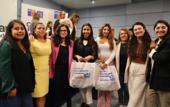 Ministra de la Mujer se reúne con beneficiarias del proyecto “Reconstruyendo Autonomías” en Viña del Mar