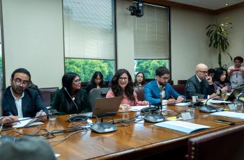 Ministros de Mujer y Trabajo presentan en el Senado proyecto de ley que amplía el derecho a sala cuna