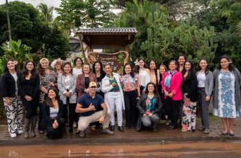 Ministerio de la Mujer y SernamEG vuelven a Rapa Nui a reabrir oferta del Estado para mujeres que viven violencia de género