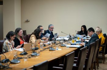Senado retomó discusión del proyecto que busca terminar con la discriminación hacia mujeres casadas en Sociedad Conyugal