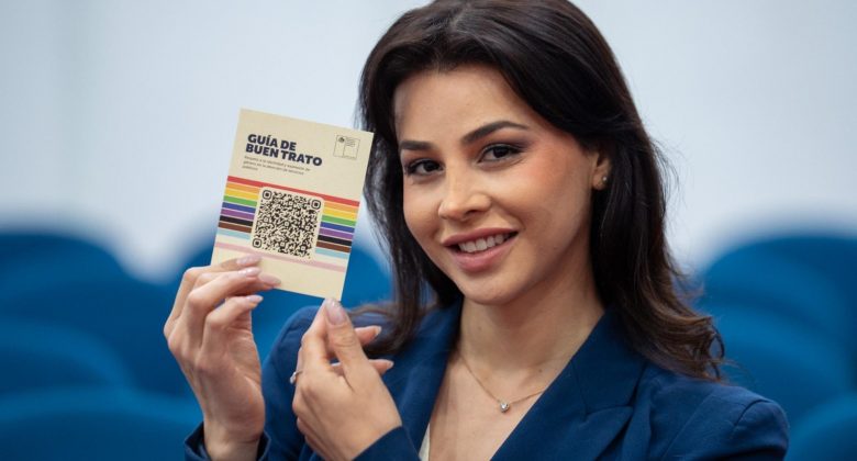 Día Internacional del Orgullo 2025: Gobierno firma compromiso por la inclusión laboral LGBTIQA+ y presenta guía para mejorar atención a la comunidad en servicios públicos