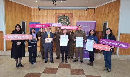 Plan 18 Seguro en Los Ríos: Ministerio de la Mujer y Seguridad Pública junto a policías dan a conocer medidas de prevención y protección en casos de violencia de género