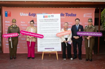 Plan 18 Seguro: Ministra Orellana junto a policías dan a conocer medidas de prevención y protección en casos de violencia de género