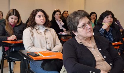Los Ríos: Emprendedoras y pequeñas empresarias conocen oferta institucional para fortalecer sus negocios