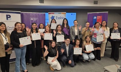 Jefas de hogar de Ñuble se certificaron en gasfitería