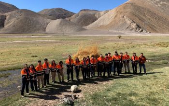 Estudiantes de liceos técnicos de Atacama visitan Mina La Coipa gracias a iniciativa de la Mesa Mujer y Minería